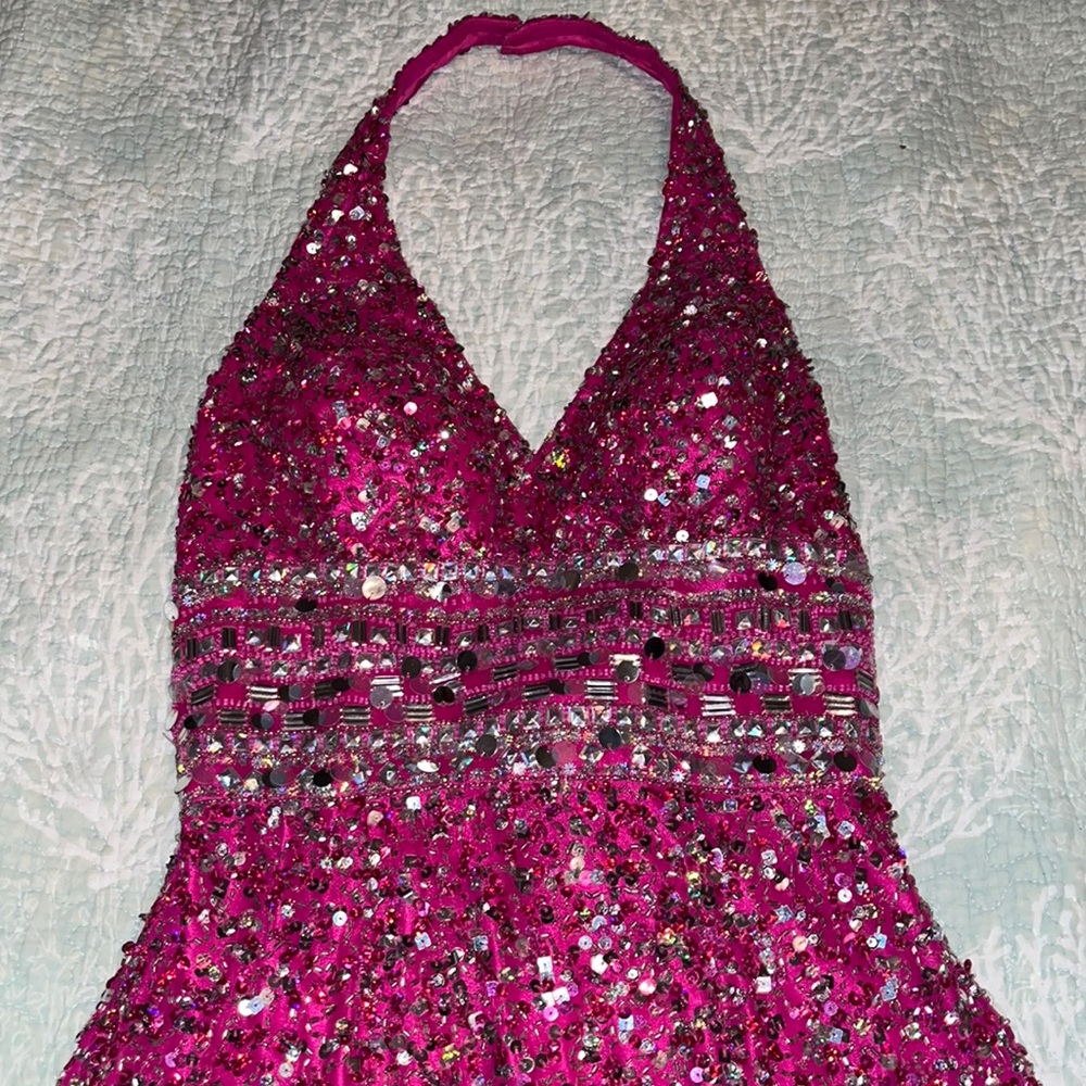 Bedazzled sparkly hot pink body con halter dress!